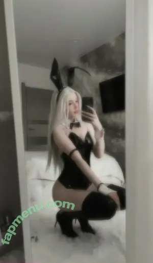 Tontsacu.ra / tontsacura nude photo #0012