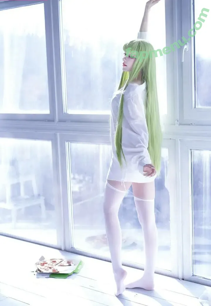 Tontsacu.ra nude photo #0001 (tontsacura)
