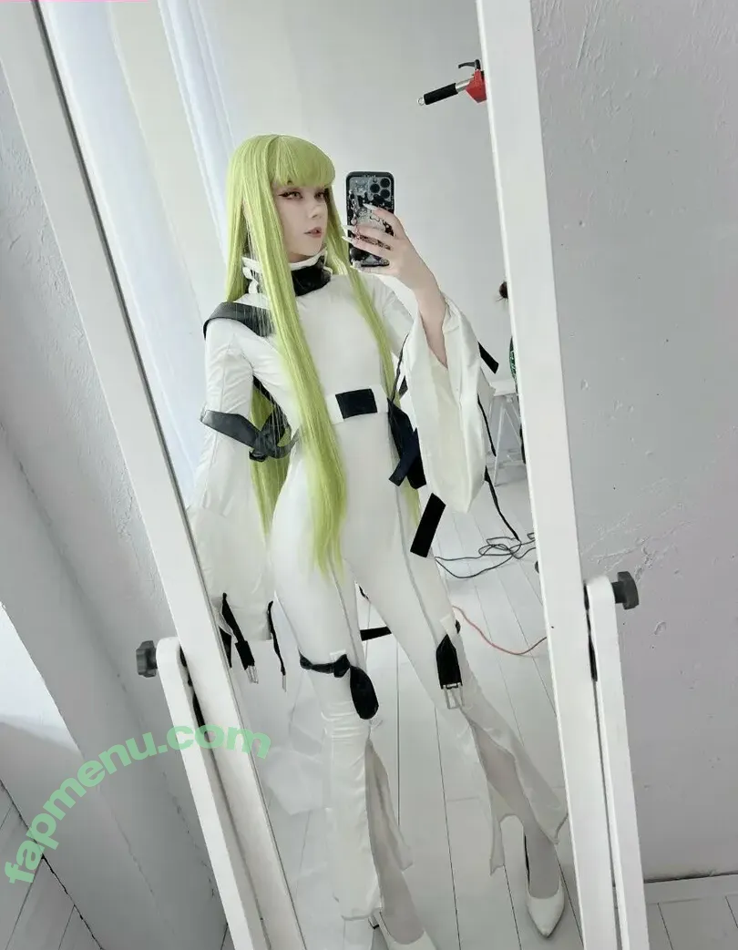 Tontsacu.ra nude photo #0002 (tontsacura)