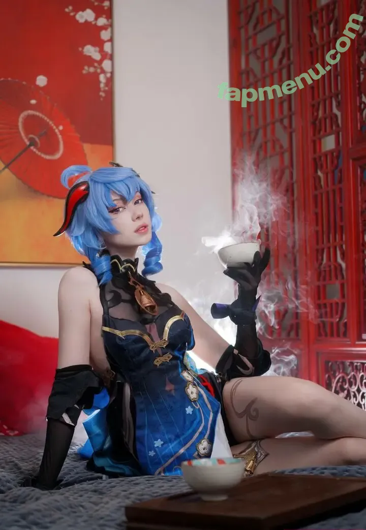 Tontsacu.ra nude photo #0009 (tontsacura)