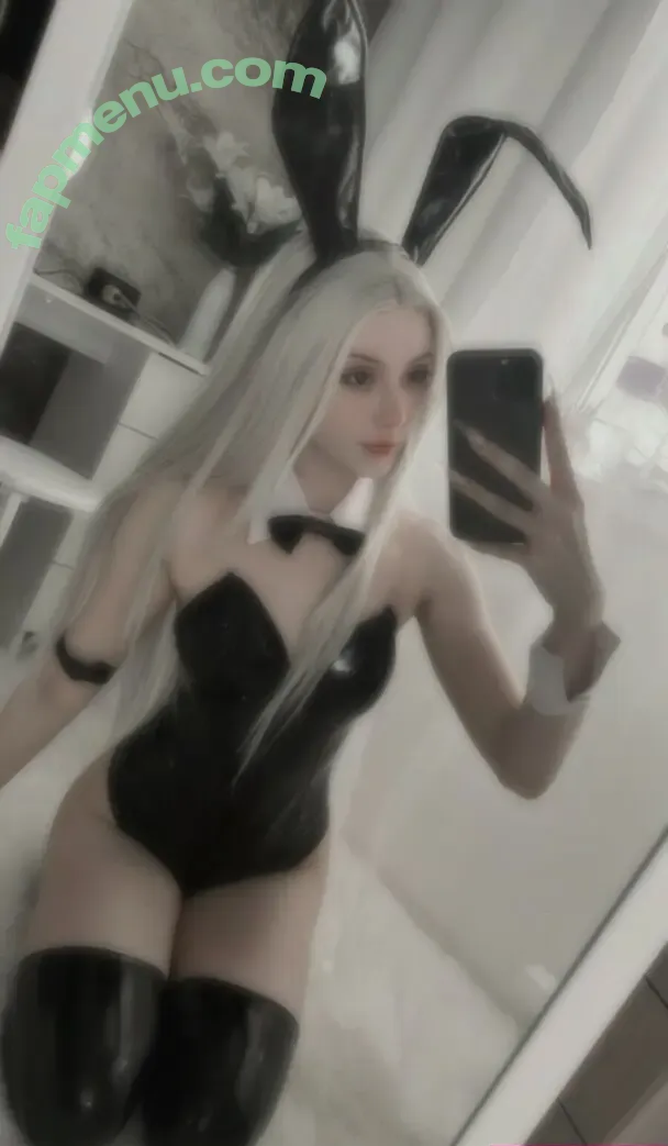 Tontsacu.ra nude photo #0015 (tontsacura)