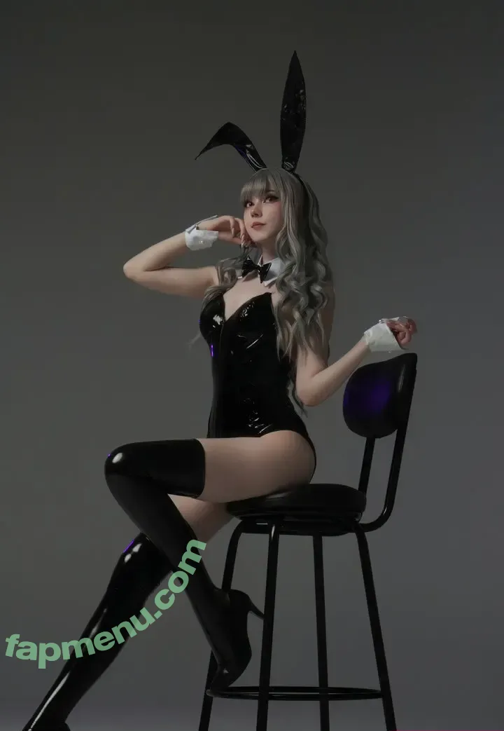 Tontsacu.ra nude photo #0044 (tontsacura)