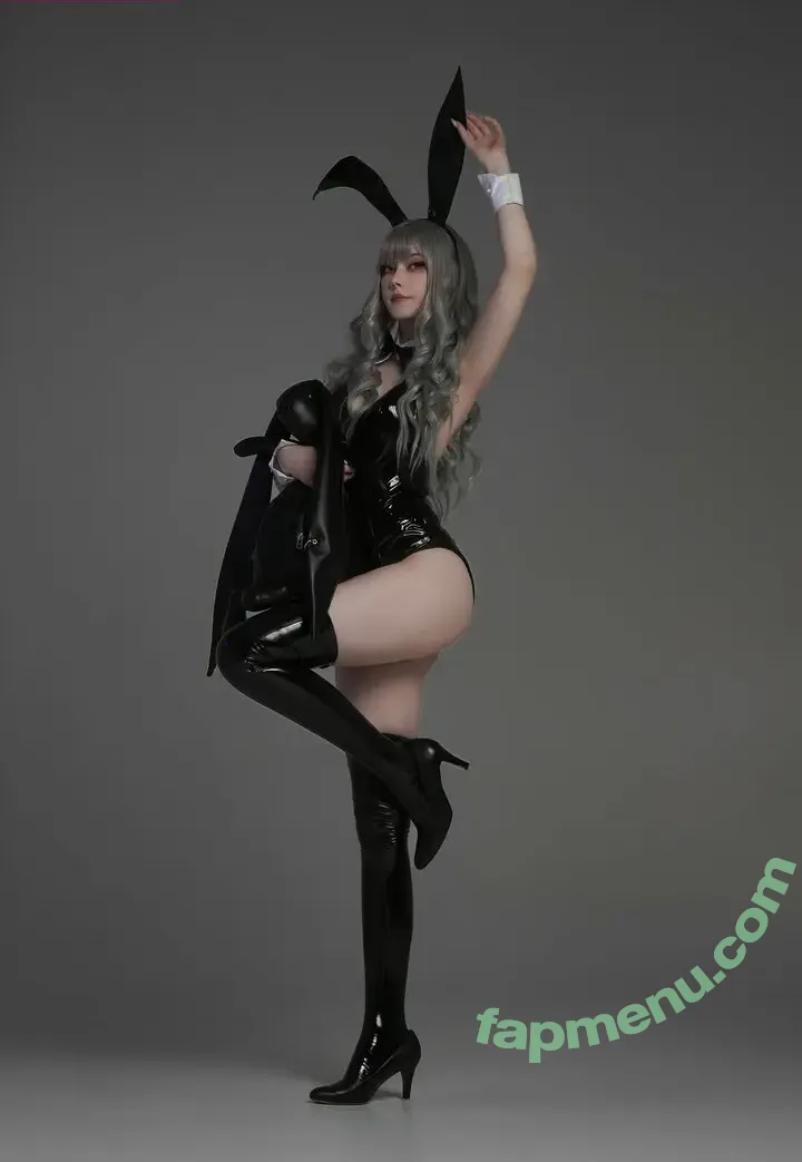 Tontsacu.ra nude photo #0060 (tontsacura)