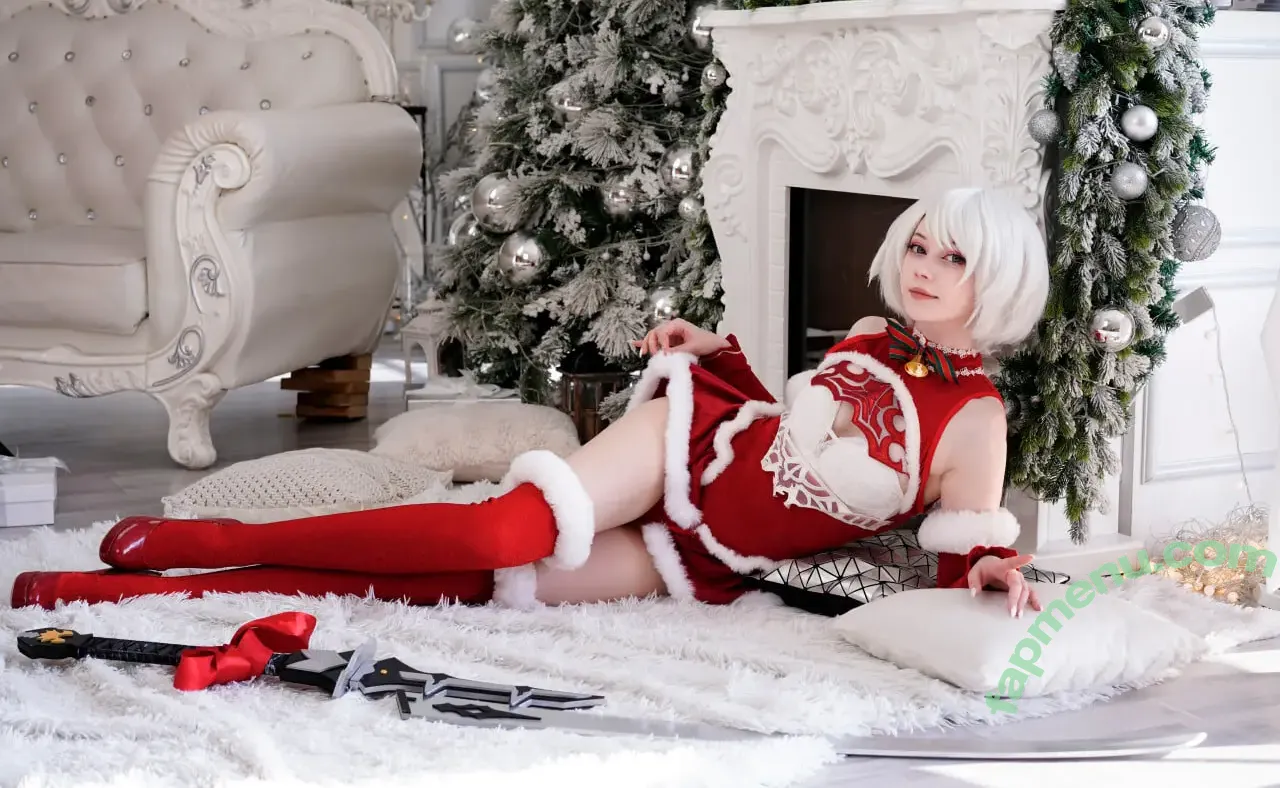 tontsacura nude photo #0077 (tontsacu.ra)