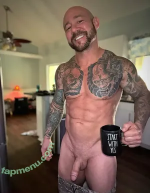 tony_gunz / tony_gunz_show nude photo #0031