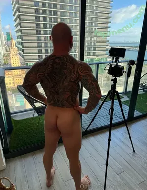 tony_gunz / tony_gunz_show nude photo #0037