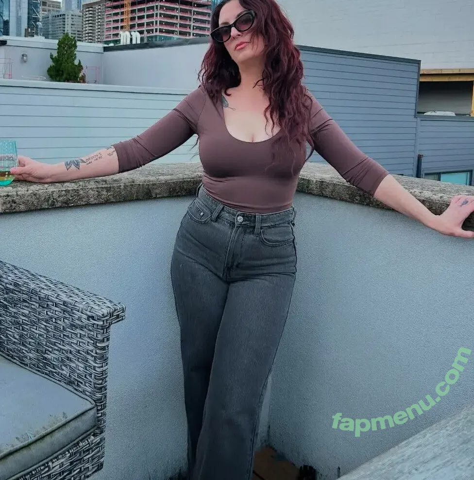 toodlesgalorexo nude photo #0011 (chloeroselucci)