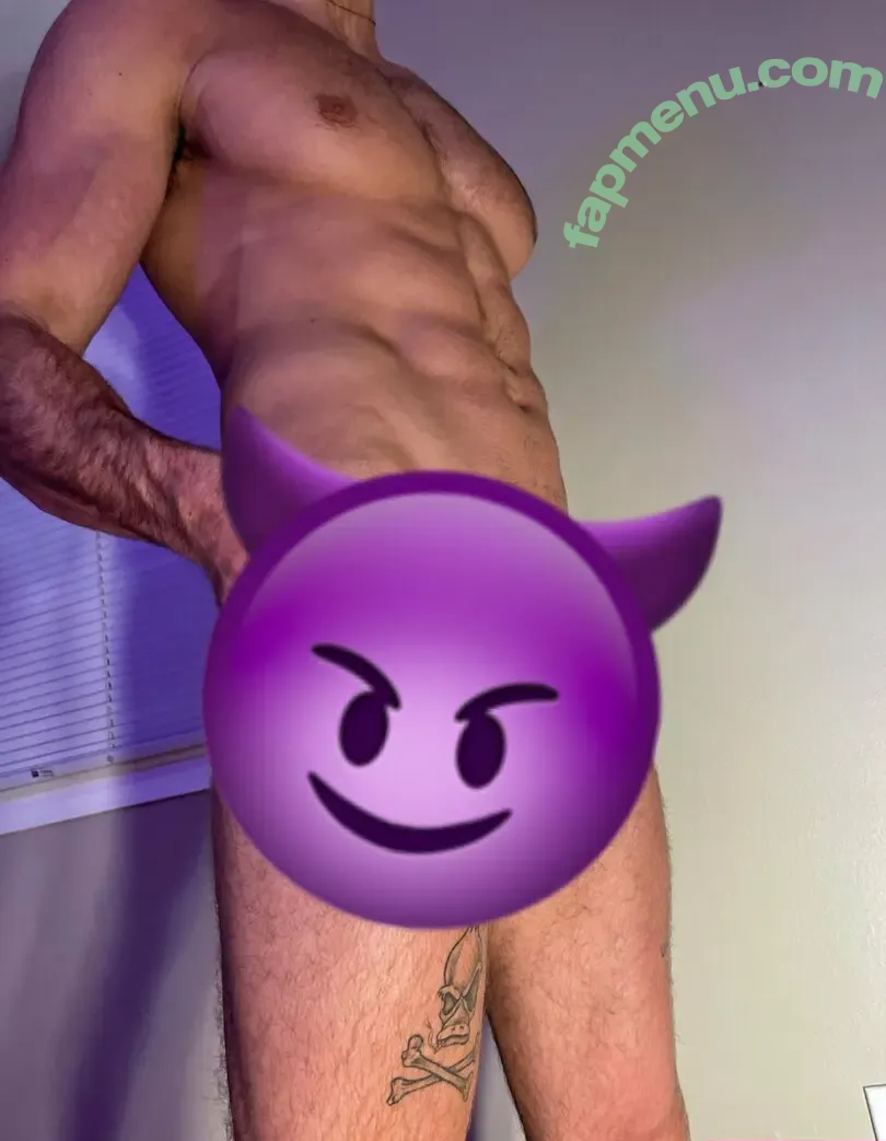 tooturntuncensored nude photo #0011 (tooturnttony)