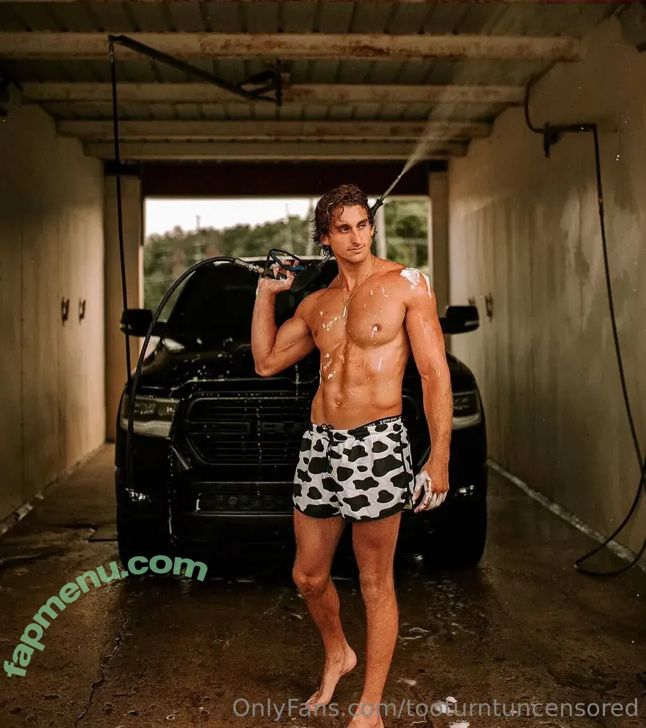 tooturntuncensored nude photo #0023 (tooturnttony)