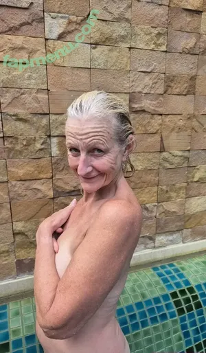 topazcamgirl / topaz_camgirl nude photo #0002