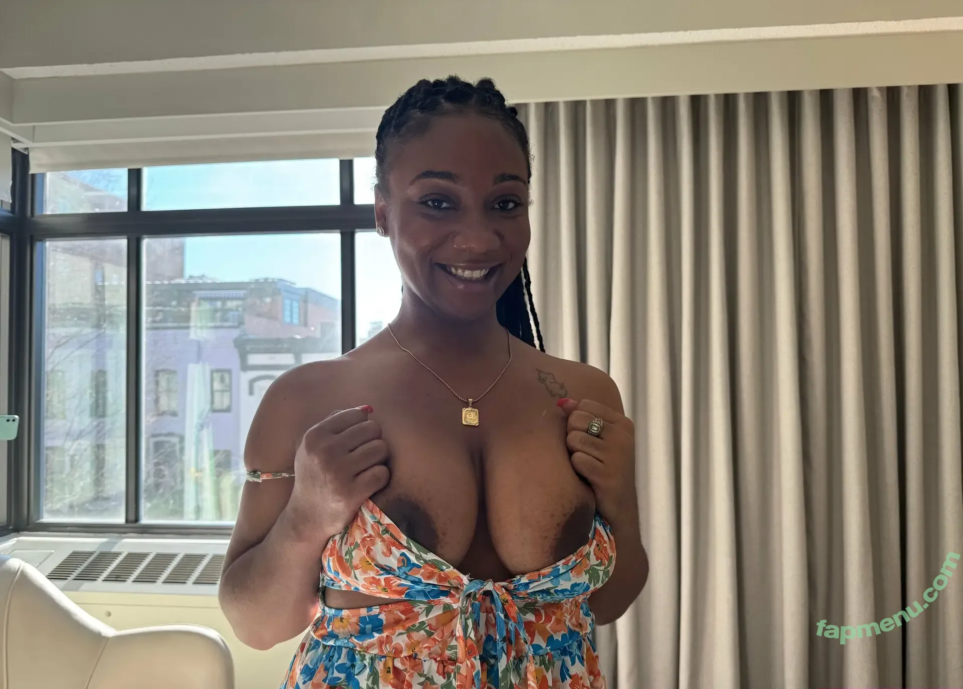 toptiertits nude photo #0016 (thevixenfiless / toptiertutt)