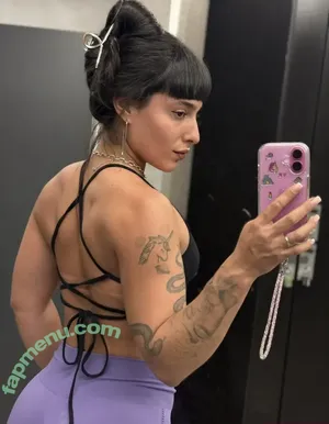 Toquiocarioca / Badrayfox nude photo #0001