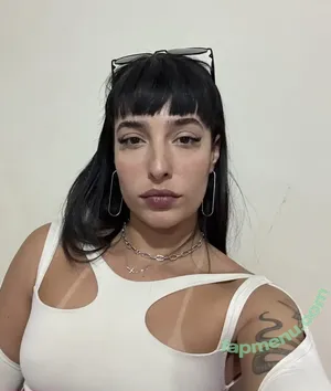 Toquiocarioca / Badrayfox nude photo #0002