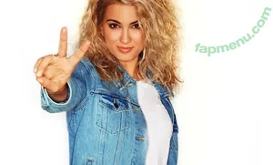 Tori Kelly / torikelly nude photo #0164