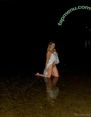 tori.kindly / torikelly nude photo #0015
