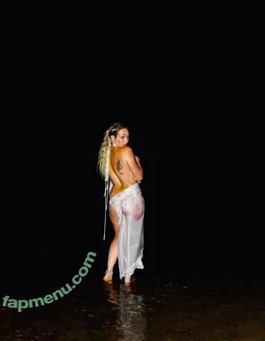 tori.kindly / torikelly nude photo #0019