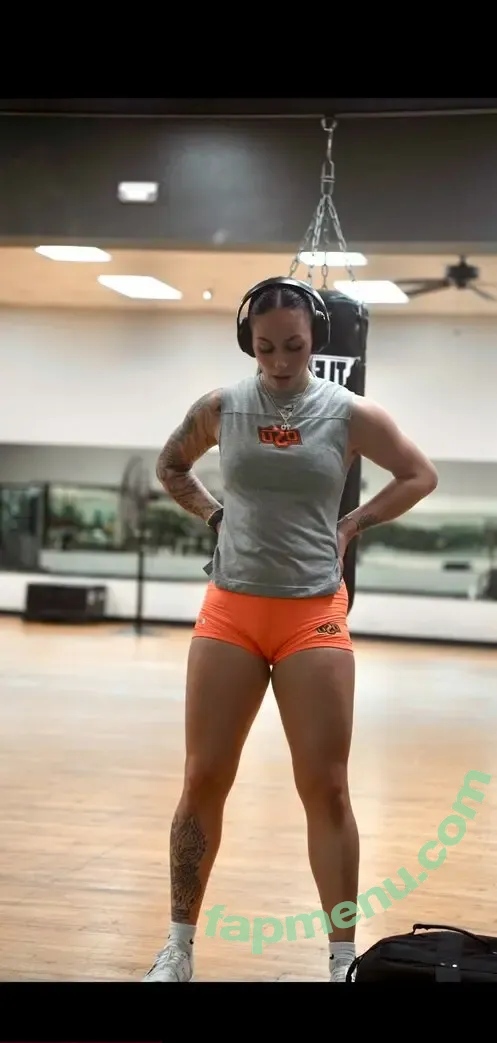 Tori Ortiz nude photo #0001 (breezyortiz12 / tortiz.29)
