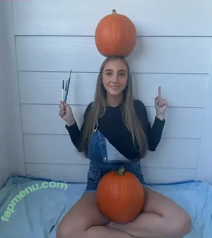 Tori Trevino / torii.trevino nude photo #0049