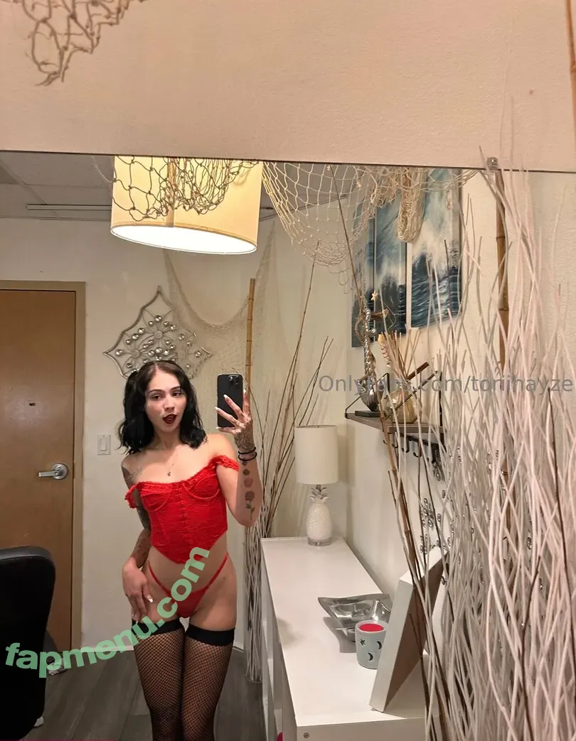 toriihayze nude photo #0047 (toriihayze)