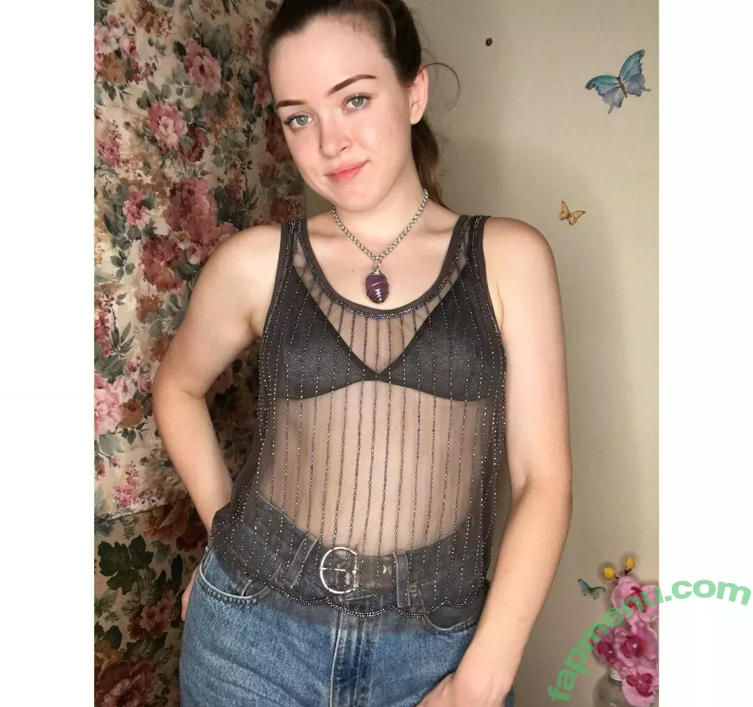 torijayeaglestone nude photo #0074 (Depop / torijayeaglestonex)