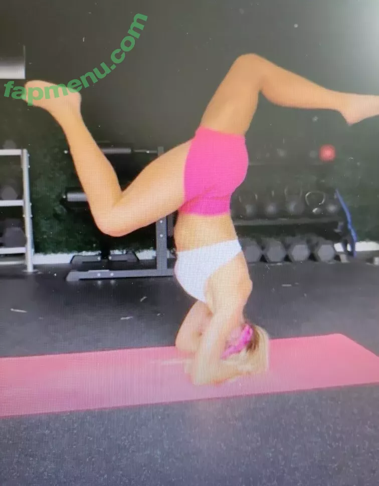 Torrie Wilson nude photo #2057 (Torrie11 / torriewilson)