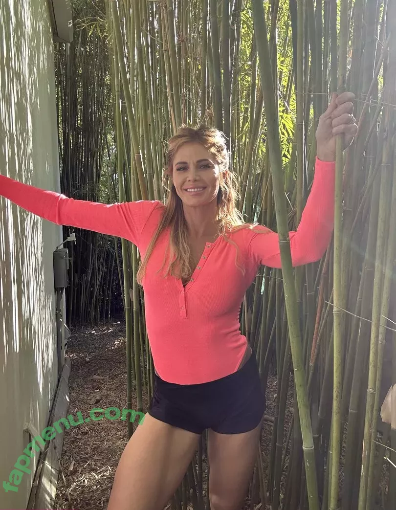 Torrie Wilson nude photo #2108 (Torrie11 / torriewilson)