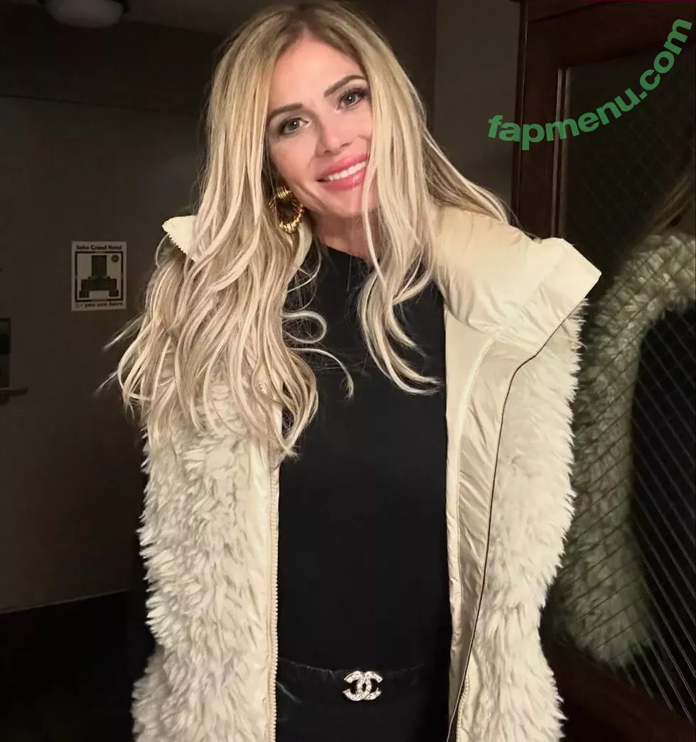 Torrie Wilson nude photo #2251 (Torrie11 / torriewilson)