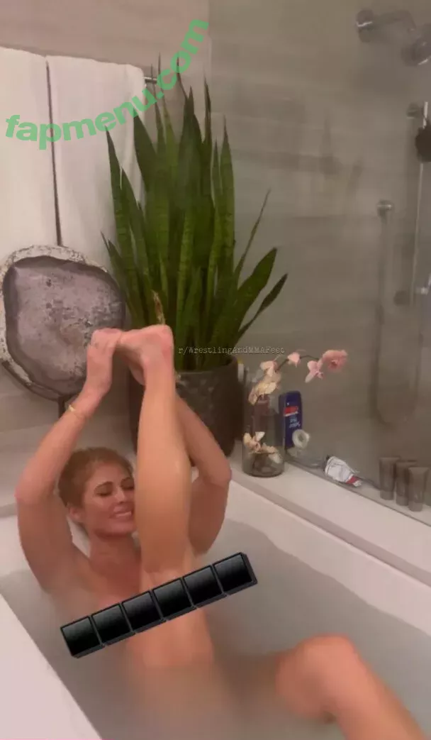 Torrie Wilson nude photo #2257 (Torrie11 / torriewilson)