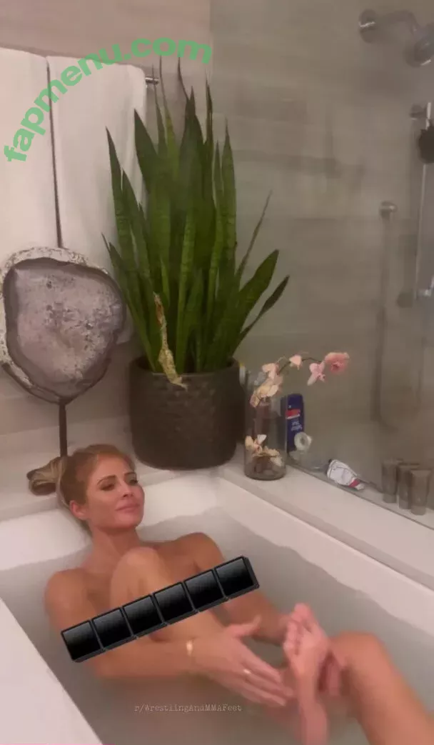 Torrie Wilson nude photo #2258 (Torrie11 / torriewilson)