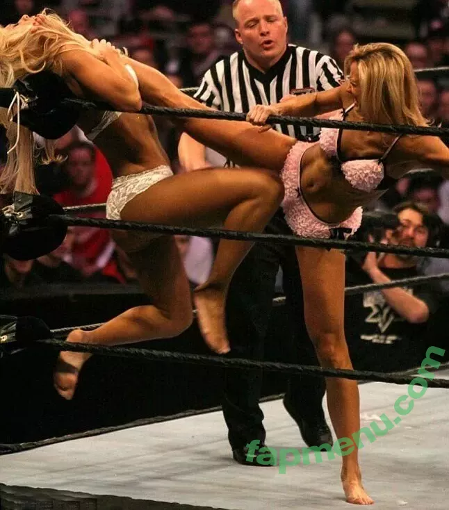 Torrie Wilson nude photo #2277 (Torrie11 / torriewilson)