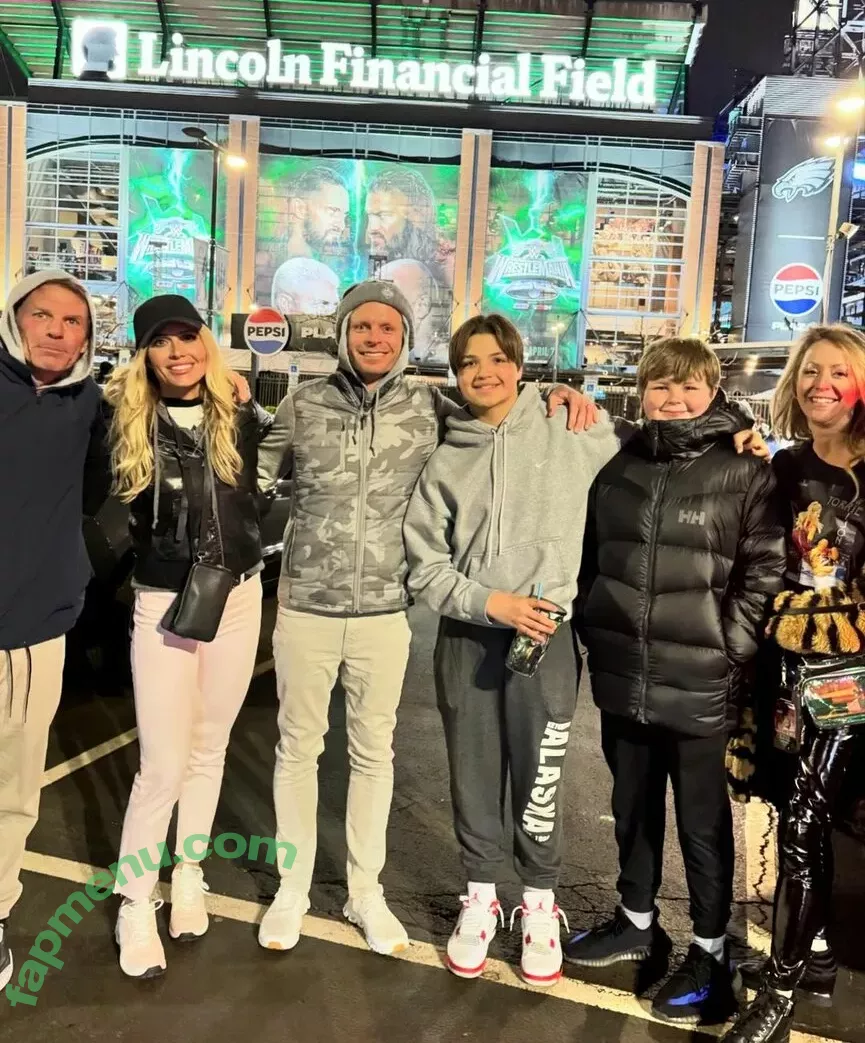 Torrie Wilson nude photo #2293 (Torrie11 / torriewilson)