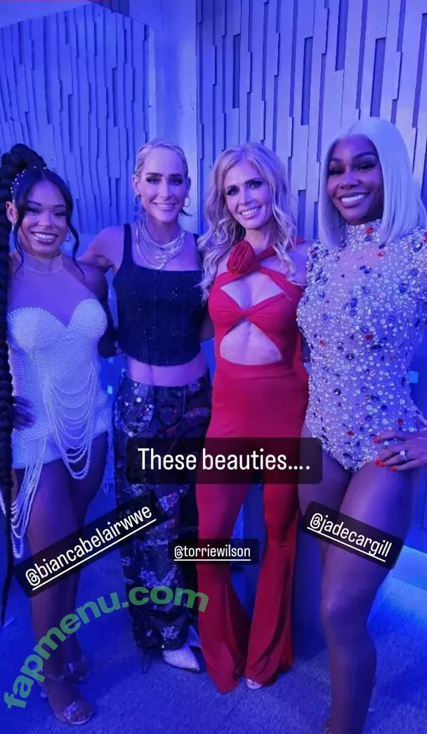 Torrie Wilson nude photo #2475 (Torrie11 / torriewilson)