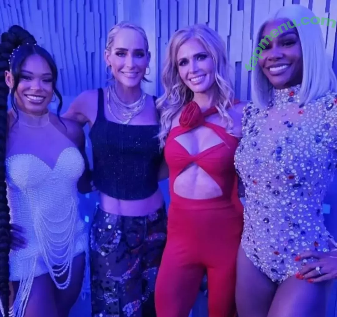 Torrie Wilson nude photo #2481 (Torrie11 / torriewilson)