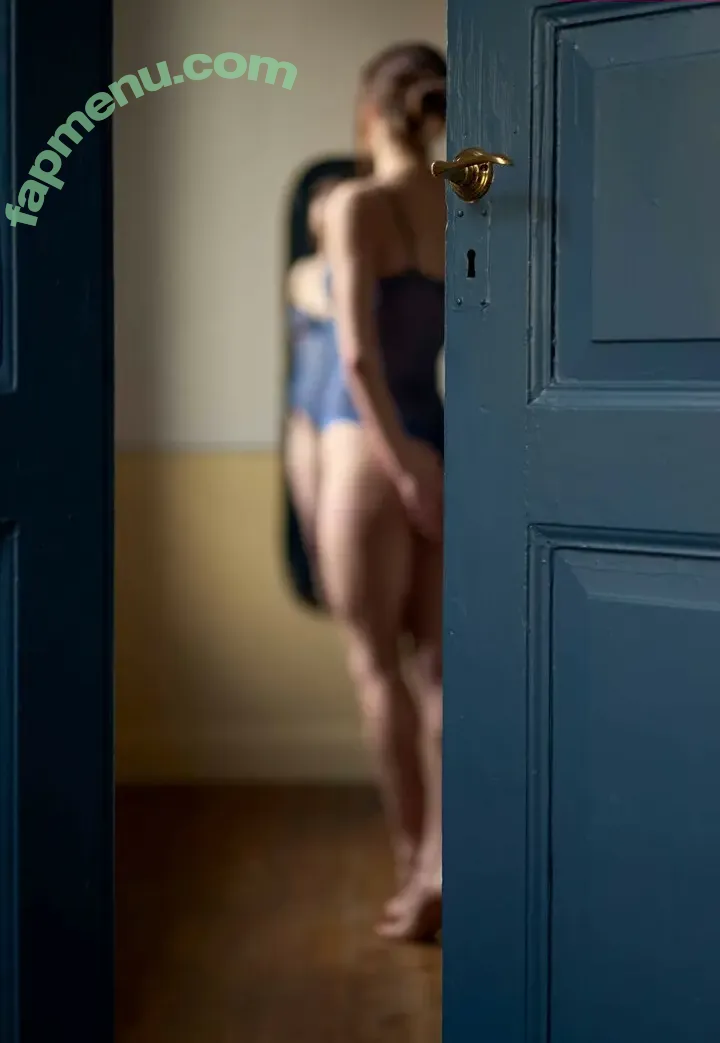 Tosca nude photo #0001 (toscaa___)