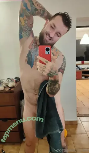  nude photo #0004