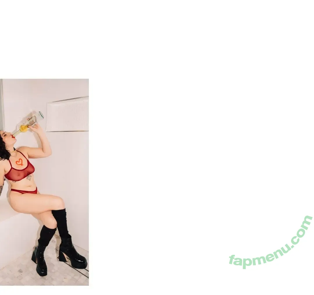 touchedbymarz nude photo #0022 (touched.by.marz)