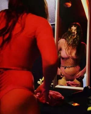 Tove Lo / cupfullofinsanity / tovelo nude photo #0305