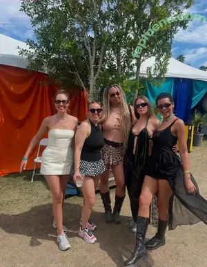 Tove Lo / cupfullofinsanity / tovelo nude photo #0615