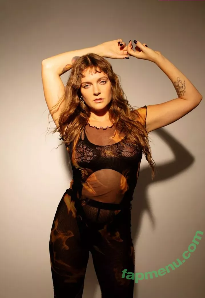 Tove Lo nude photo #0159 (cupfullofinsanity / tovelo)