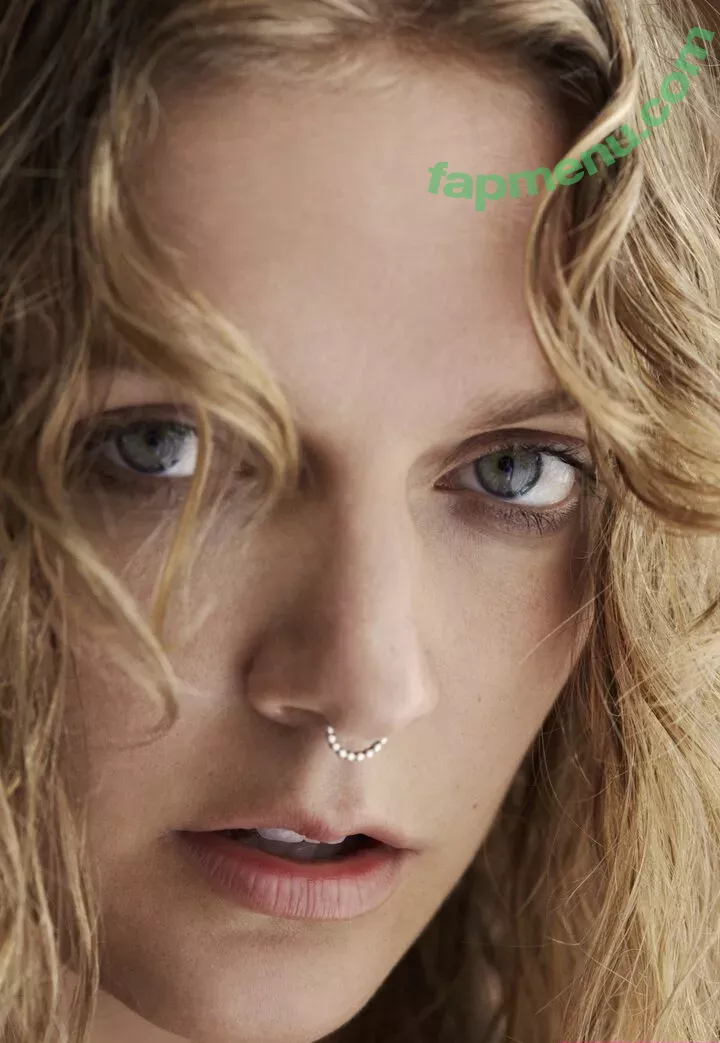 Tove Lo nude photo #0192 (cupfullofinsanity / tovelo)