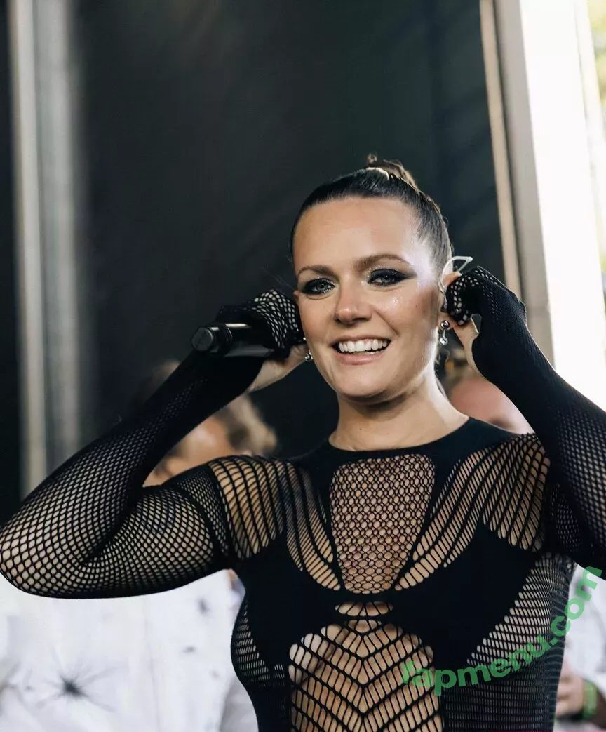 Tove Lo nude photo #0360 (cupfullofinsanity / tovelo)