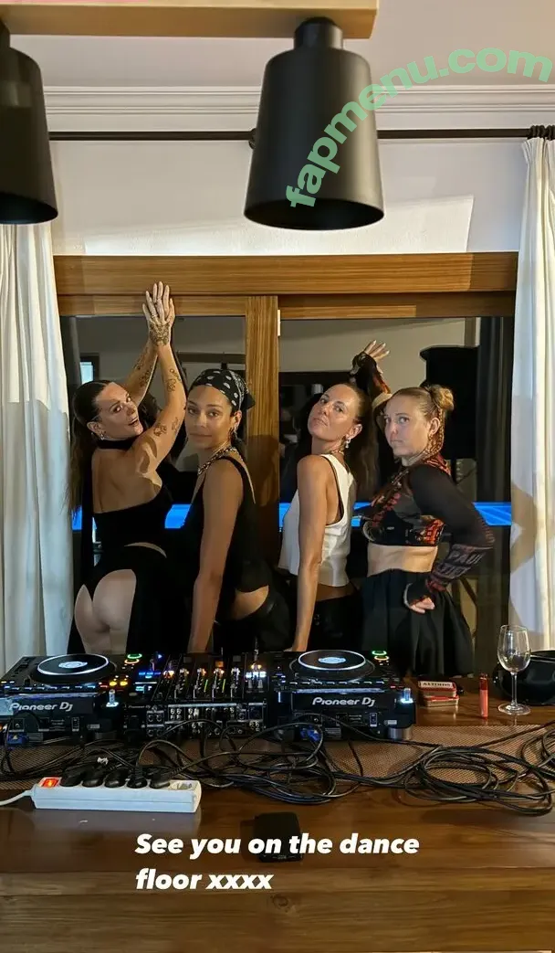 Tove Lo nude photo #0606 (cupfullofinsanity / tovelo)