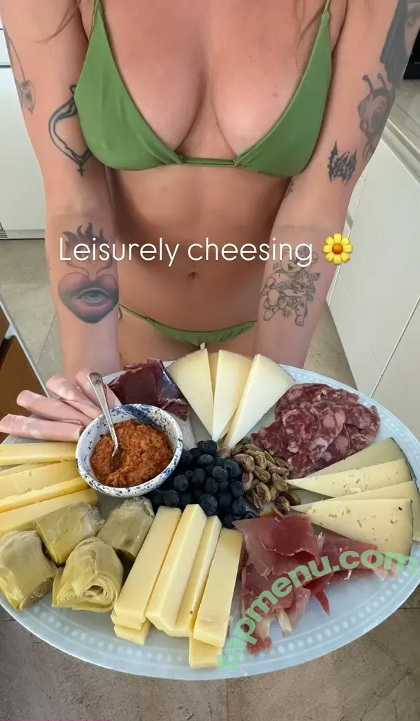 Tove Lo nude photo #0607 (cupfullofinsanity / tovelo)