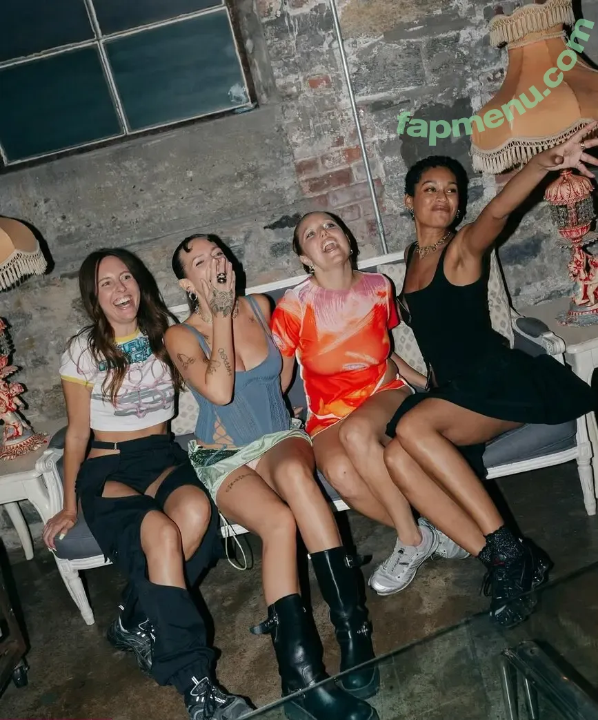 Tove Lo nude photo #0617 (cupfullofinsanity / tovelo)