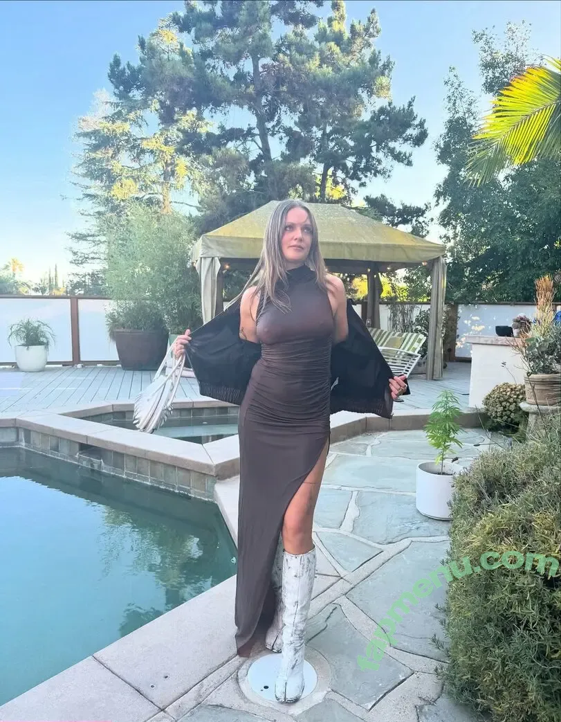 Tove Lo nude photo #0624 (cupfullofinsanity / tovelo)