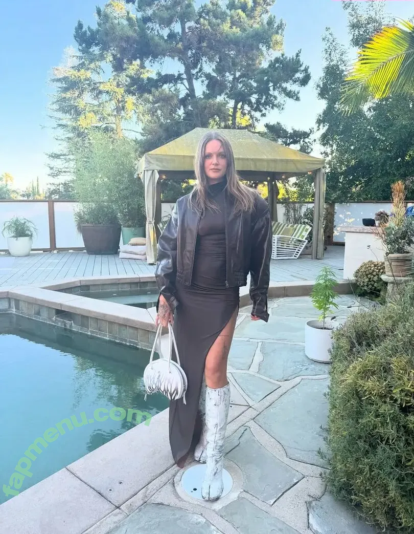 Tove Lo nude photo #0625 (cupfullofinsanity / tovelo)