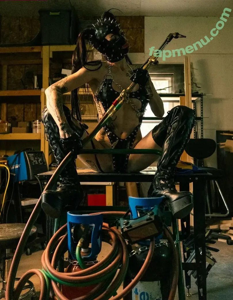 Toxic Vision nude photo #0056 (Sharon Ehman / toxicvision)