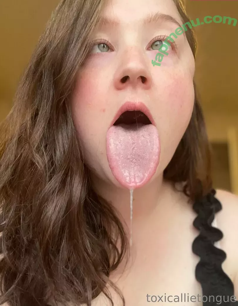 toxicallietongue nude photo #0042 (toxicallietongue)