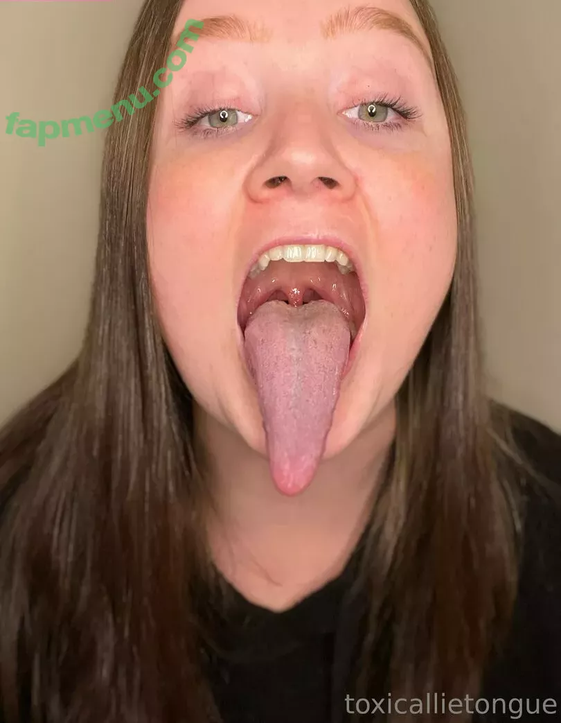 toxicallietongue nude photo #0052 (toxicallietongue)