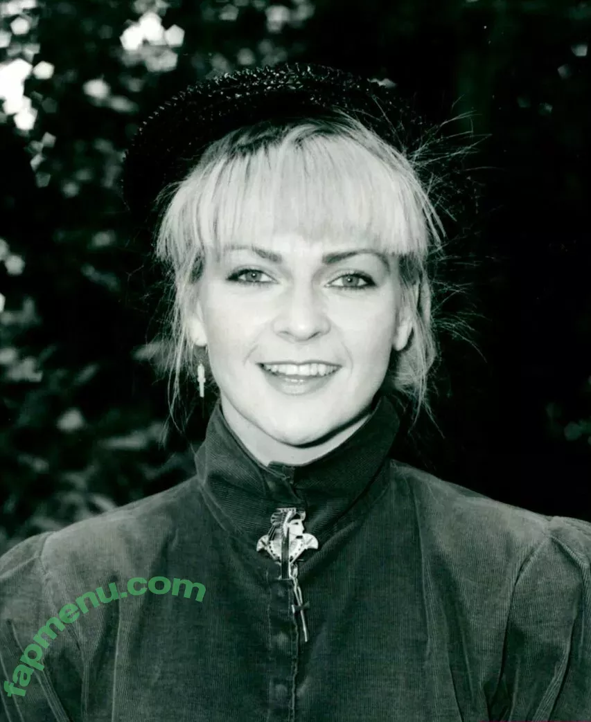 Toyah nude photo #0046 (toyahofficial / ttoyah)